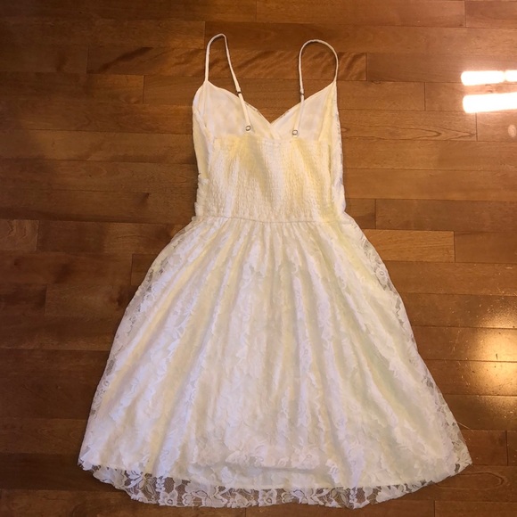 Abercrombie & Fitch Lace Dress - Picture 3 of 6